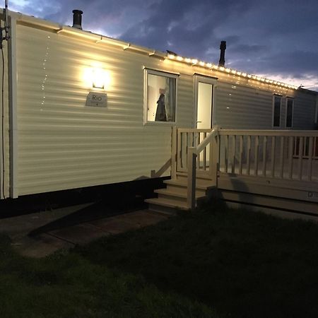 Two X 8 Berth Static Caravan On Lyons Robin Hood Rhyl North Wales Meliden Exterior photo