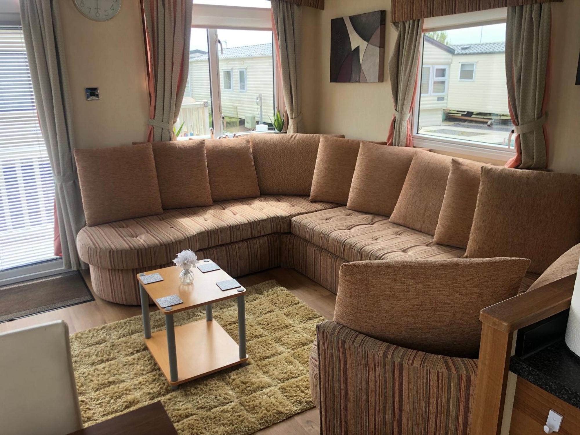 Two X 8 Berth Static Caravan On Lyons Robin Hood Rhyl North Wales Meliden Exterior photo